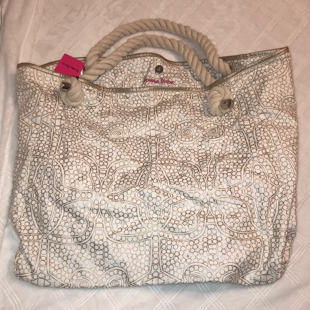 Donna Dixon beach tote